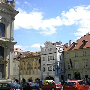 Little Town Budget 3*, Praga Repubblica Ceca